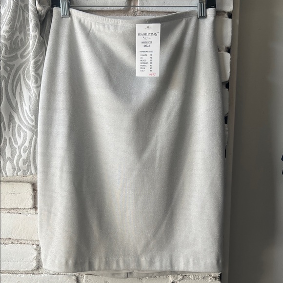 frank Lyman Silver Skirt Set two piece silver metallic - Picture 3 of 10